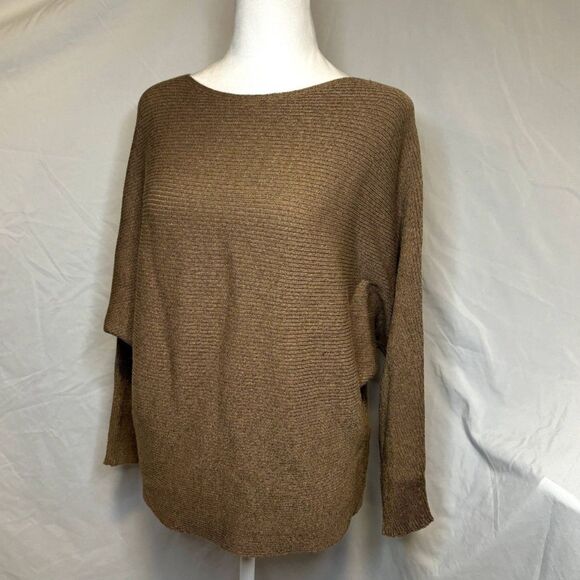 Chico's Oversized Boxy Scoop Neck Sweater Womens Long Sleeve Designer Comfy - Picture 3 of 7